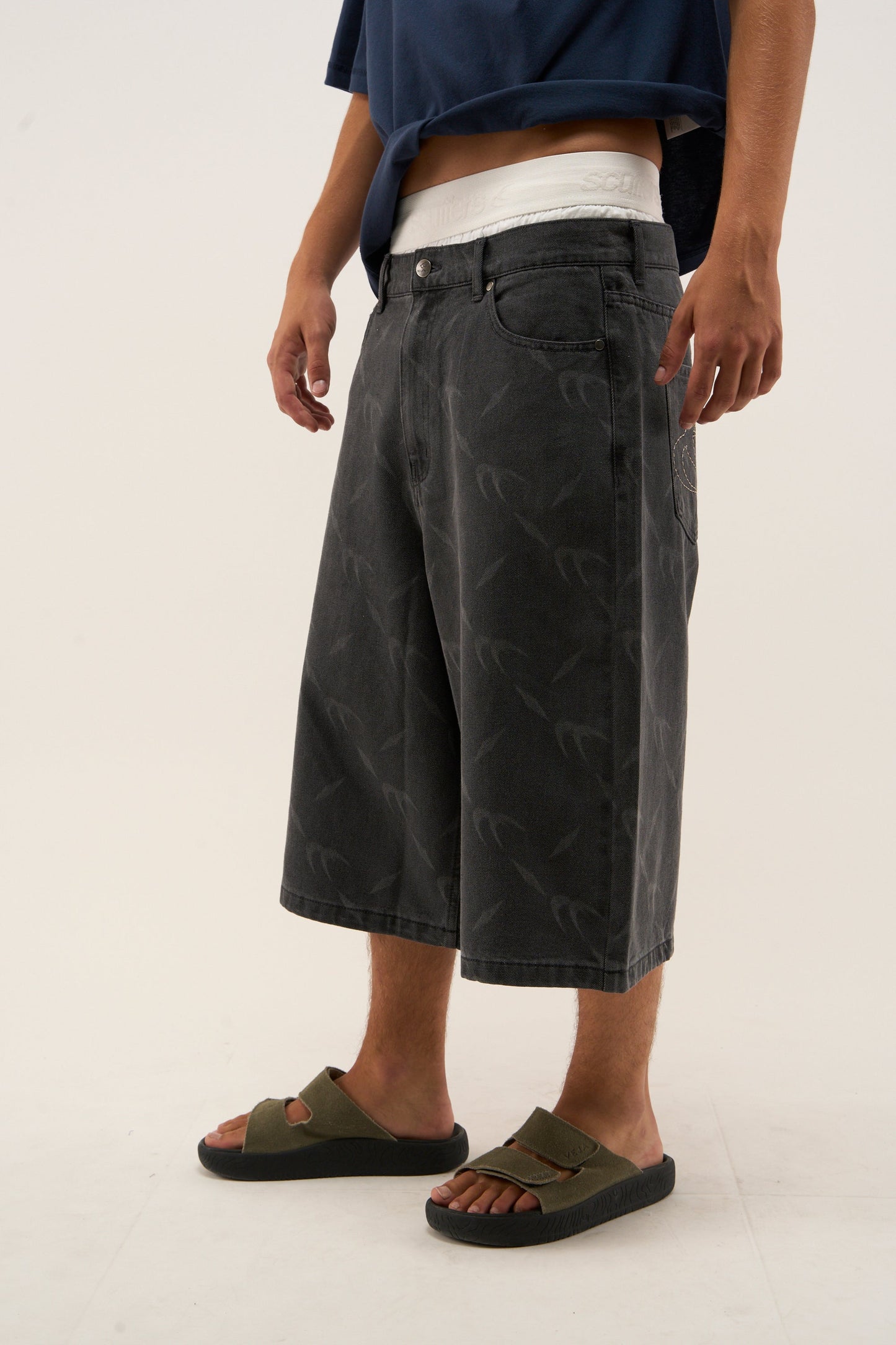 Silver Dark Jorts