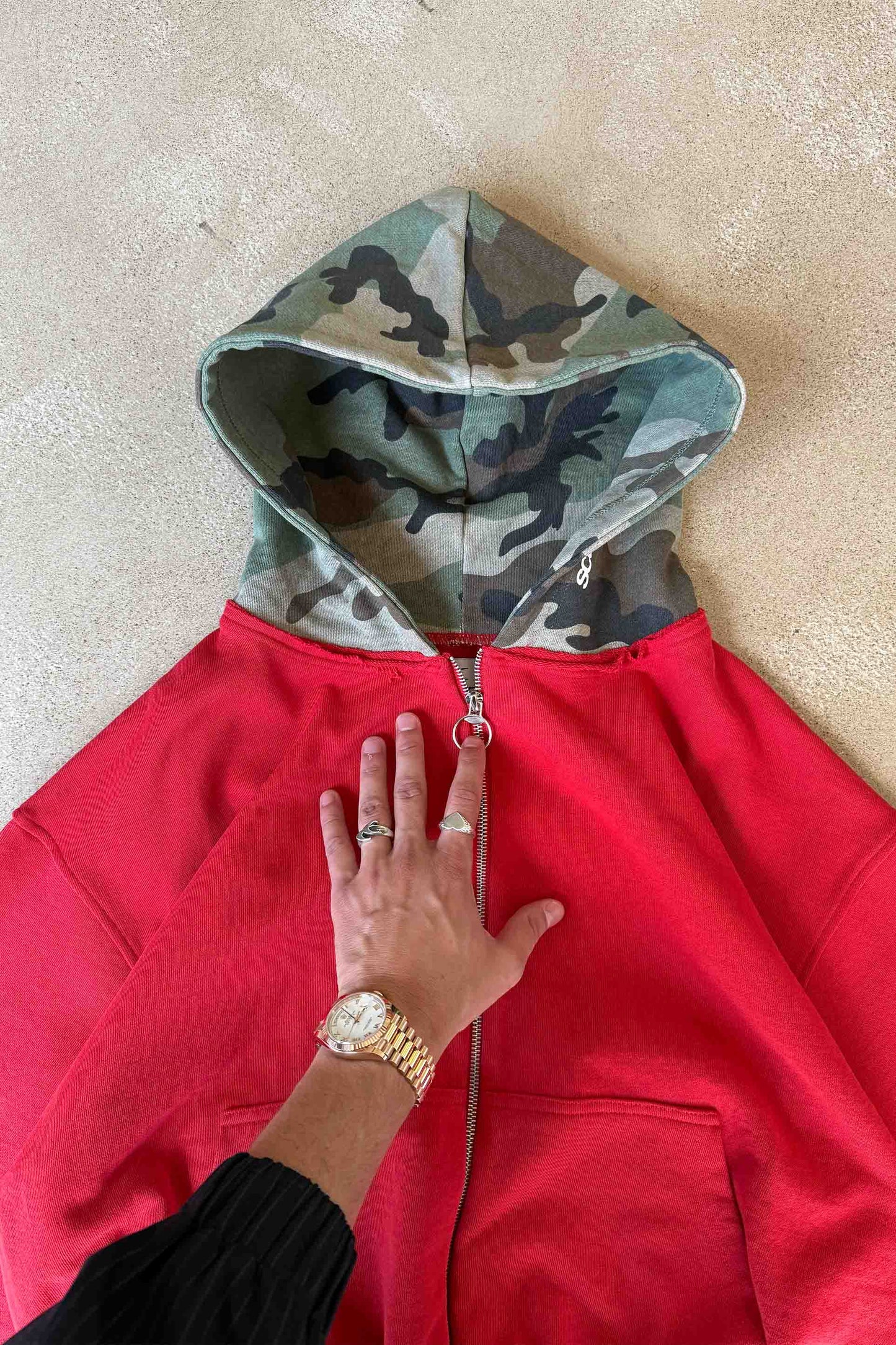 Mask Red Zipper