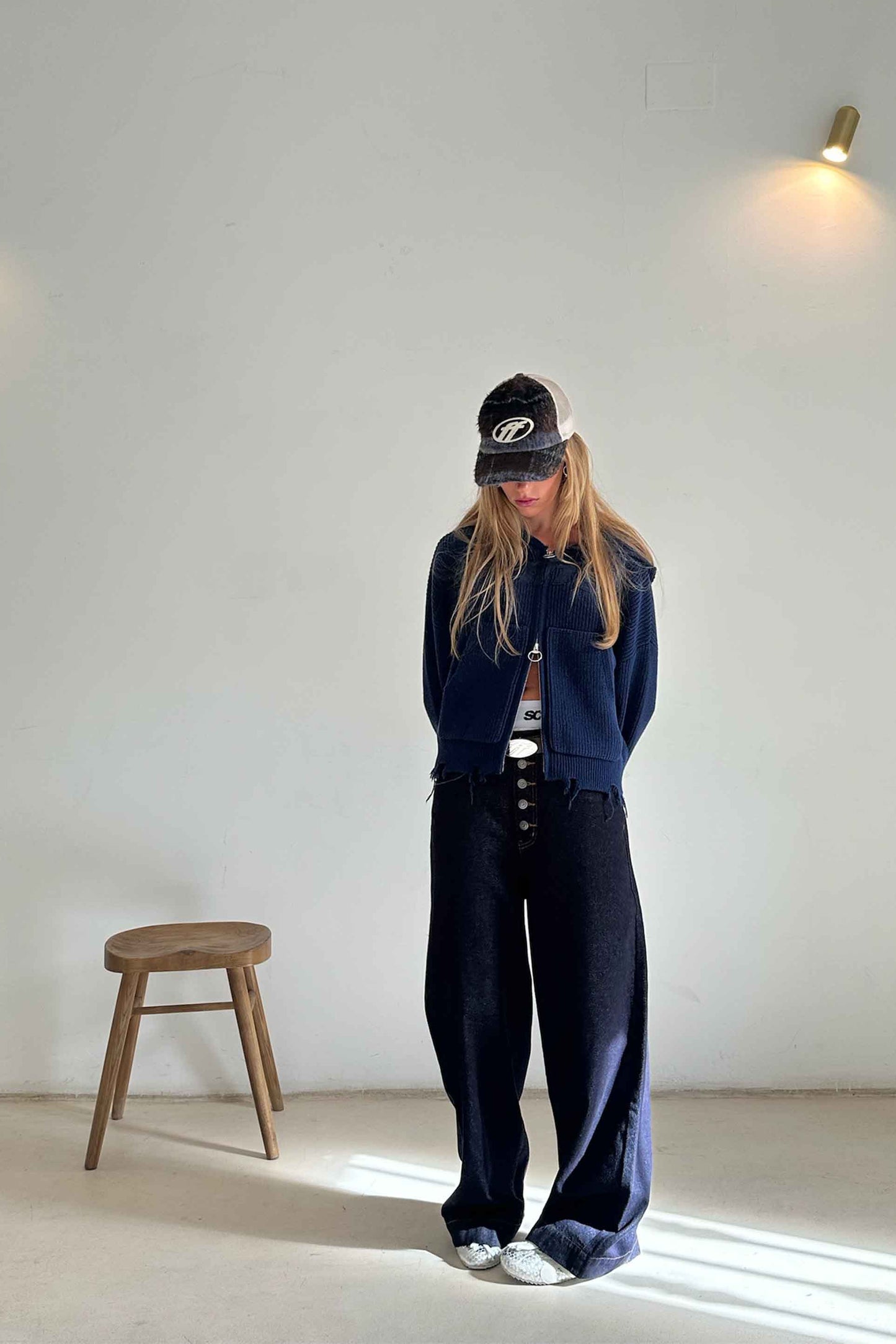 Buzz Navy Knit Zipper