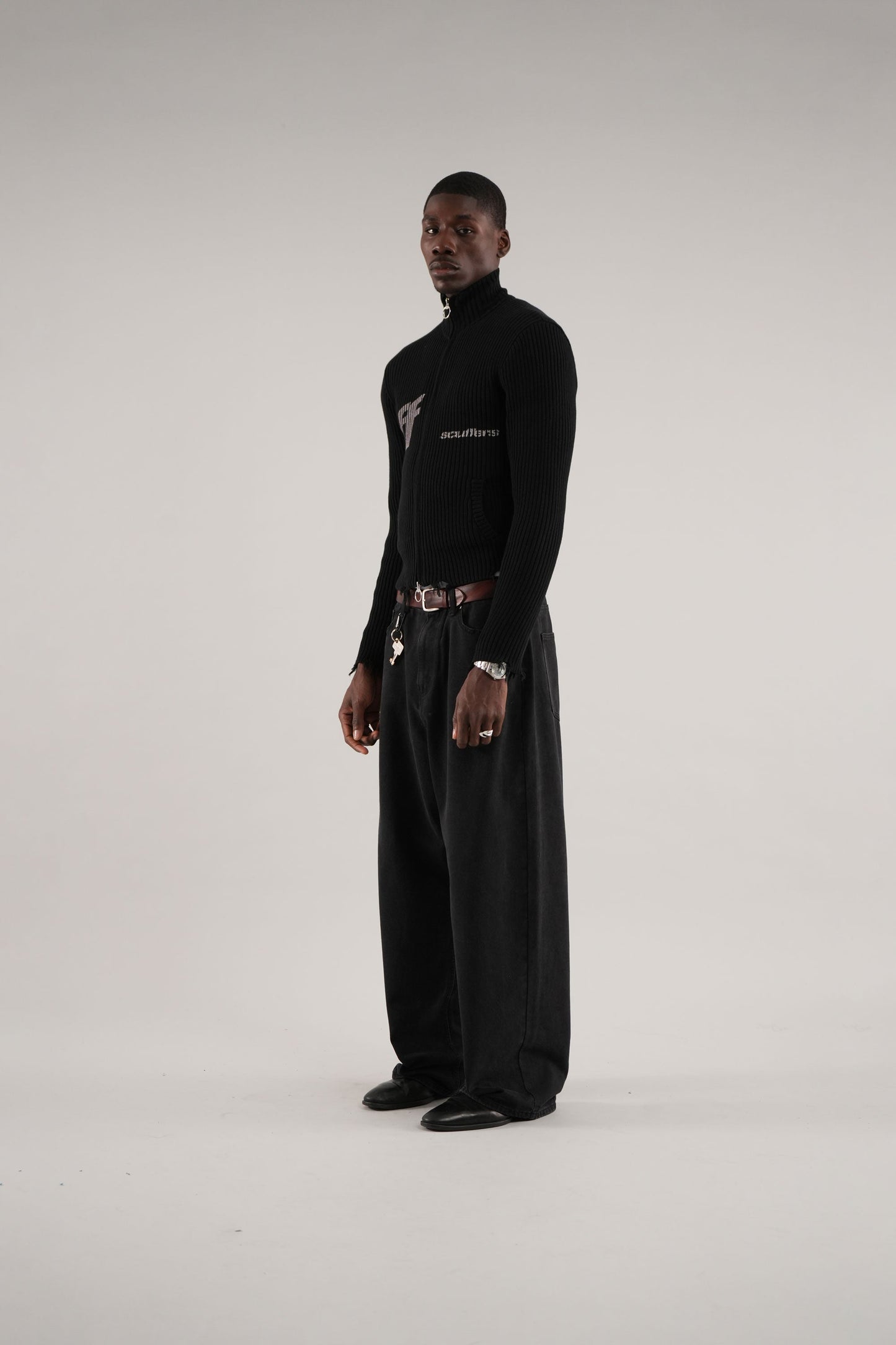 Blackie Dark Zipper Knit