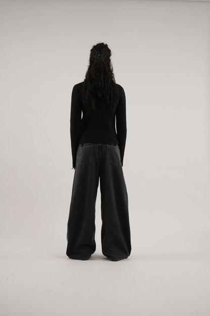 Blackie Dark Zipper Knit